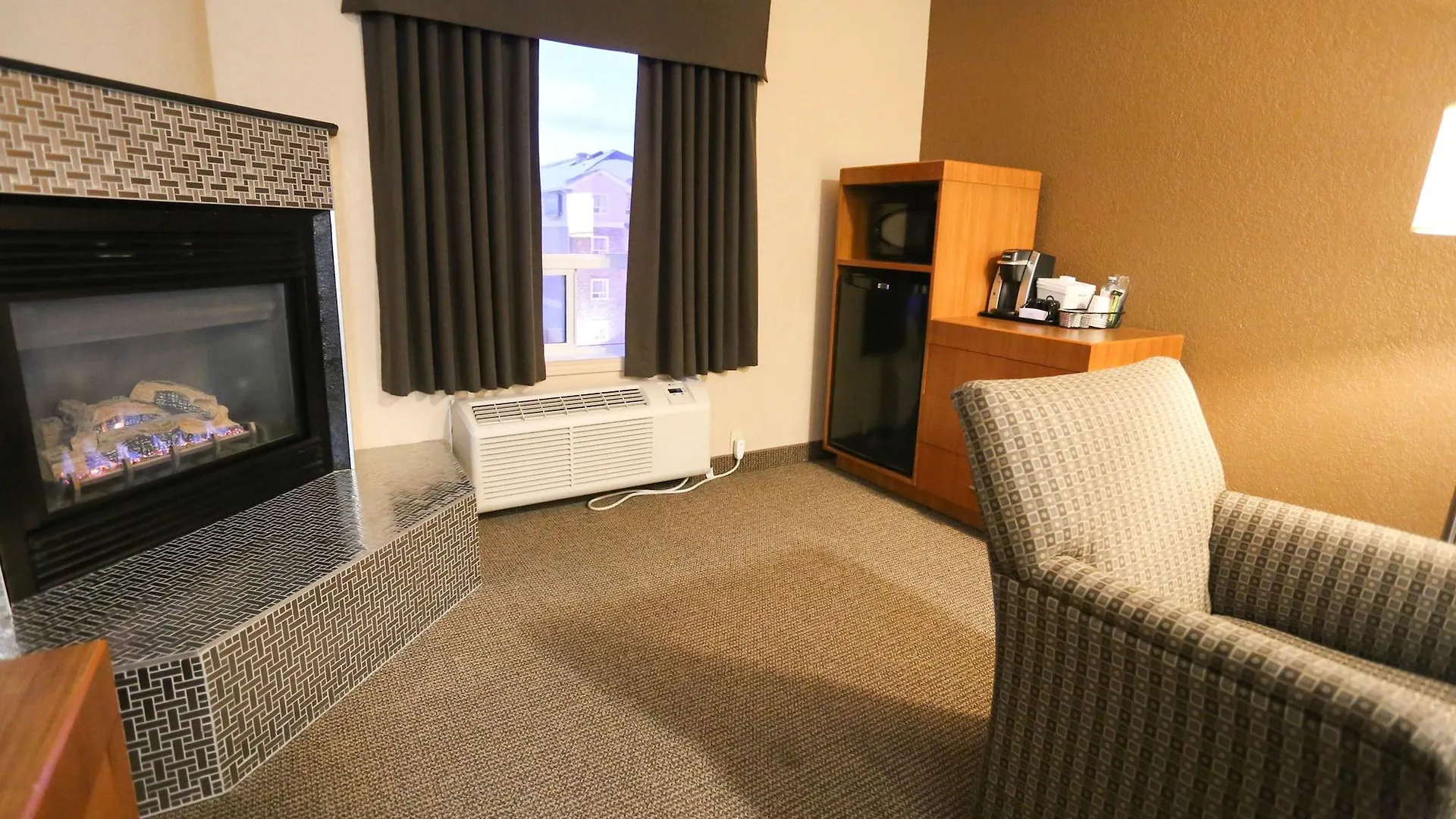 Days Inn By Wyndham Calgary Airport