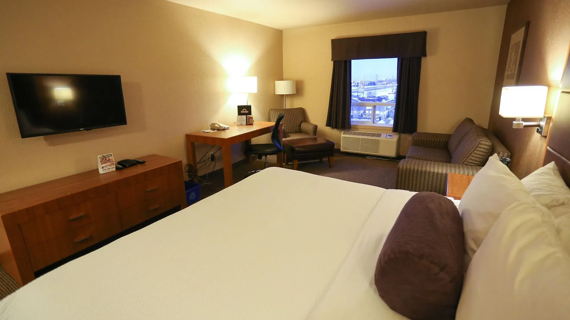 Days Inn By Wyndham Calgary Airport Canada