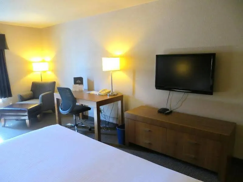 Days Inn By Wyndham Calgary Airport