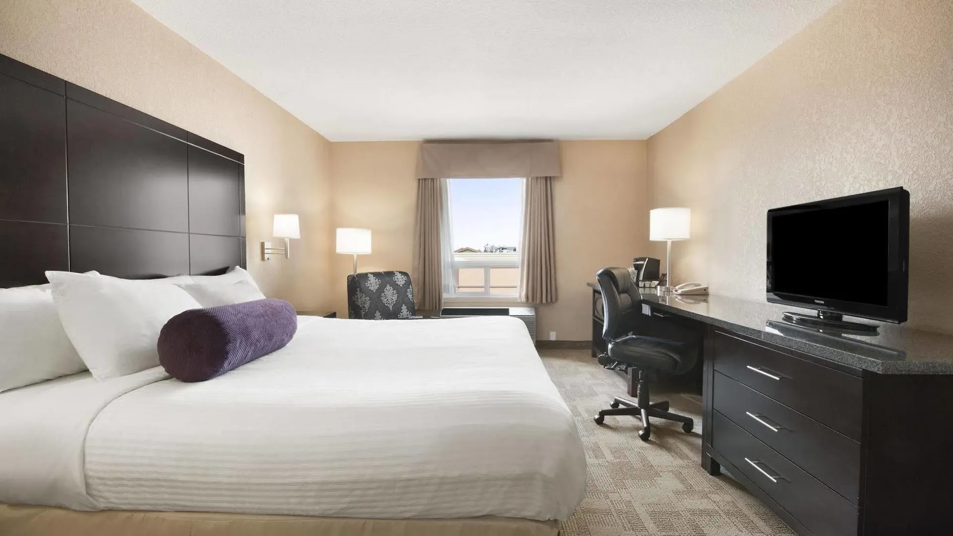 *** Hotel Days Inn By Wyndham Calgary Airport Canada